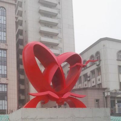 不銹鋼 醫院 大型抽象鏤空愛心海鷗飛翔雕塑