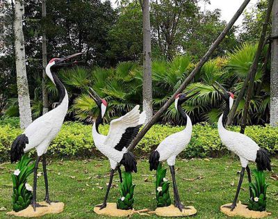 公園戶外玻璃鋼彩繪仿真動物丹頂鶴雕塑
