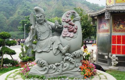 戶外花園大型仿真人物大理石石雕坐在葫蘆上的濟公雕塑